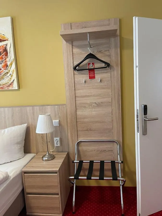 Palm Premium Hotel & Apartments Дюссельдорф