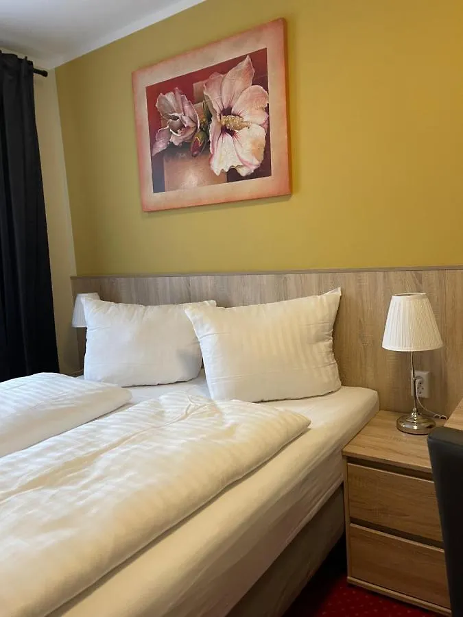 Palm Premium Hotel & Apartments Дюссельдорф