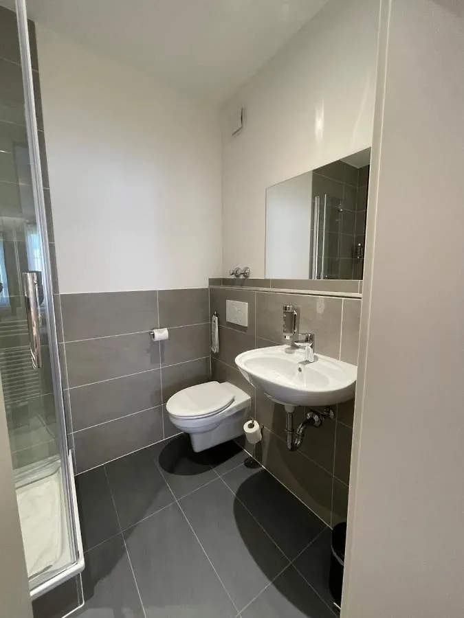 Palm Premium Hotel & Apartments Дюссельдорф