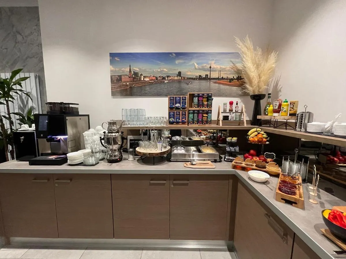 Palm Premium Hotel & Apartments Дюссельдорф