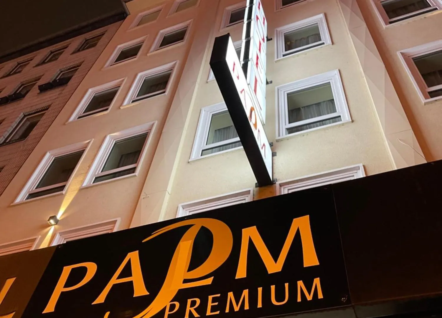 Palm Premium Hotel & Apartments Дюссельдорф
