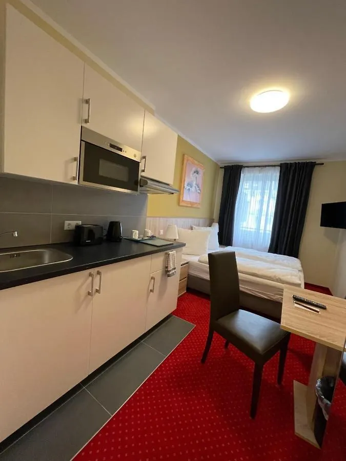 Palm Premium Hotel & Apartments Dusseldorf